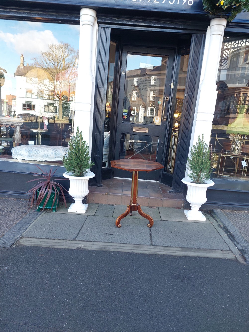 Early 19thC Rosewood Octagonal Tilt-Top Table View IV