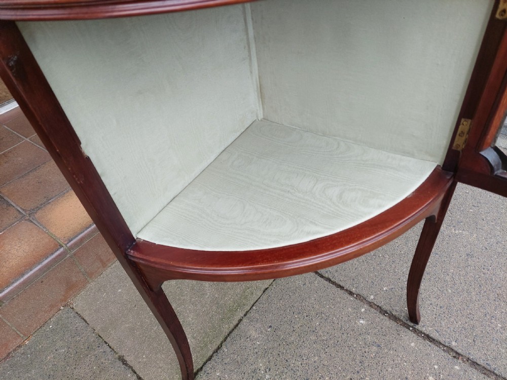 Late Victorian Mahogany Corner Display Cabinet View V