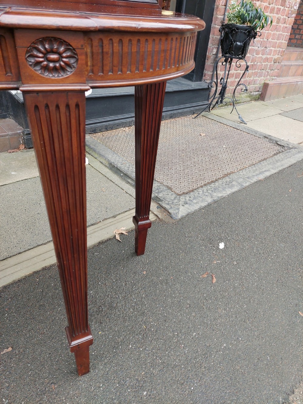 Late 19thC Mahogany Neo-Classical Revival Bowfront Serving Table View VII