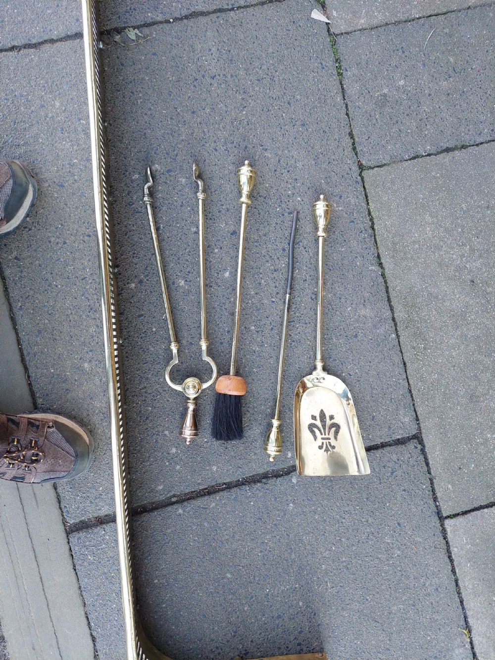 Late Victorian Brass Fender & Fire Tools View II