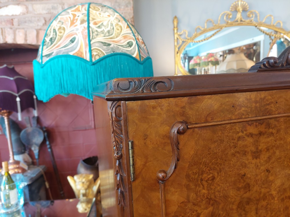 1920's  Burr Walnut Veneered Cocktail Drinks Cabinet View XII