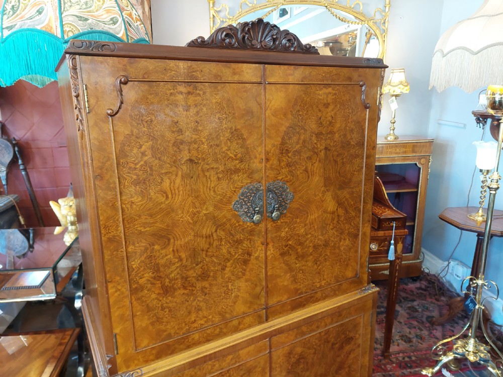 1920's  Burr Walnut Veneered Cocktail Drinks Cabinet View XIII