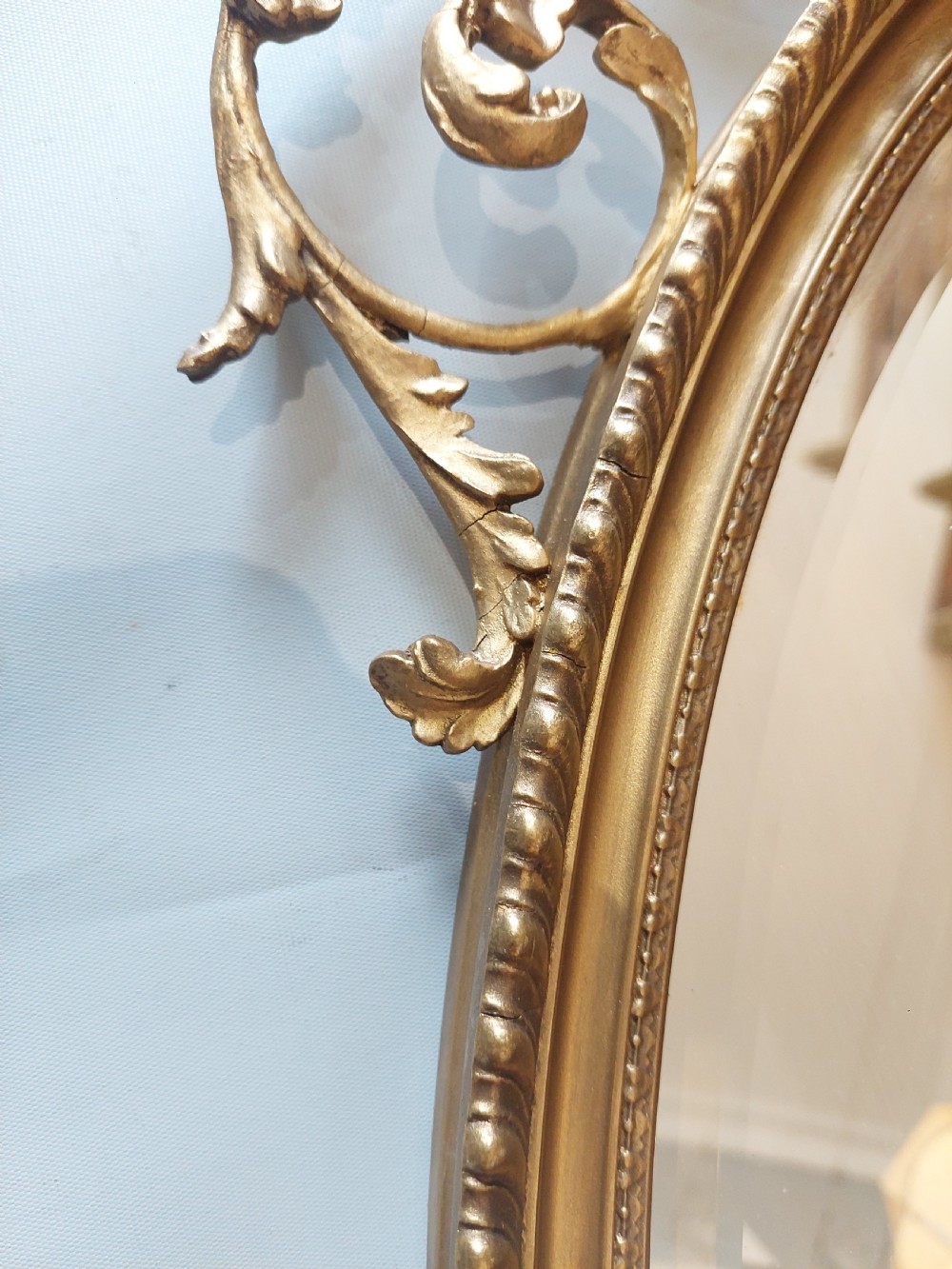 19thC Giltwood and Gesso Oval Wall Mirror  View VIII
