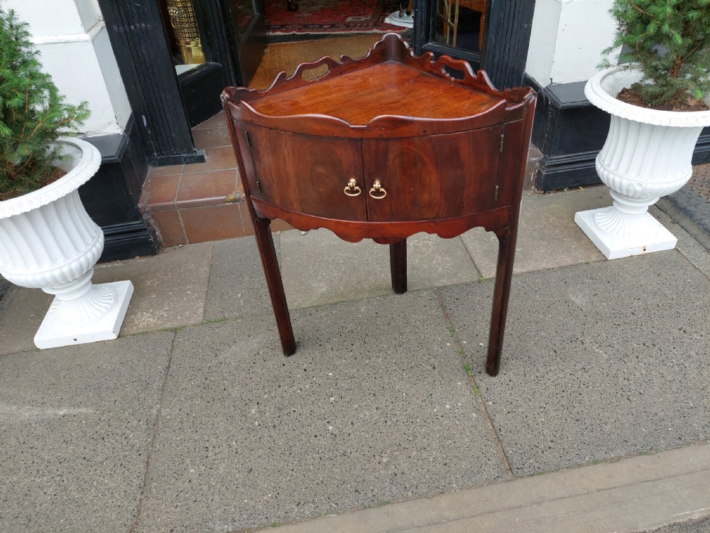 George II Mahogany Corner Night Stand View VI