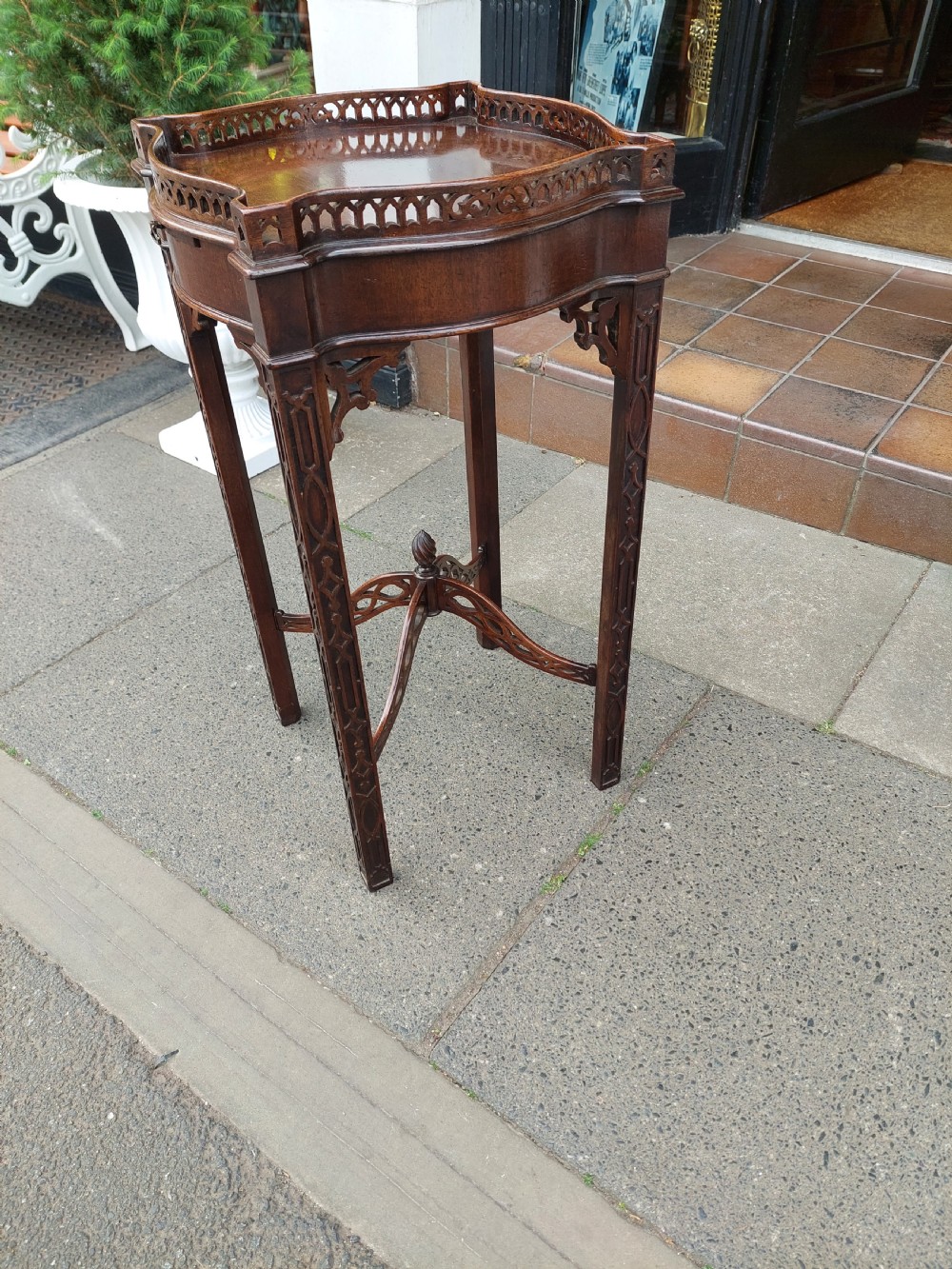 Mid 18thC Chinese Chippendale Design Mahogany Candle Stand View IX