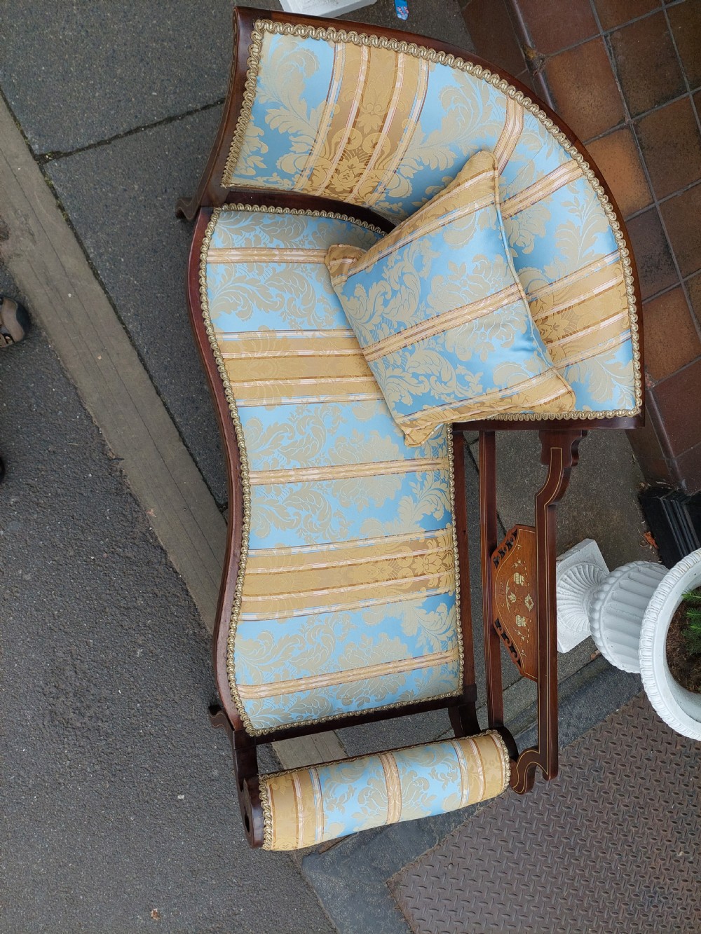 Edwardian Mahogany and Inlaid Chaise Longue View VIII