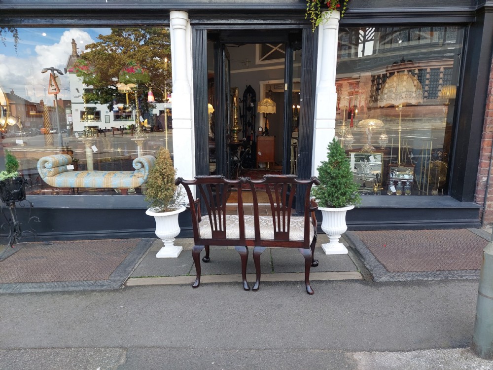 Exquisitely Carved Mahogany 2 Seater Sofa Settee View XI