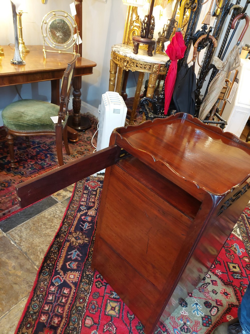 Pair of Early 19thC Mahogany Nightstands stamped Gillows View X