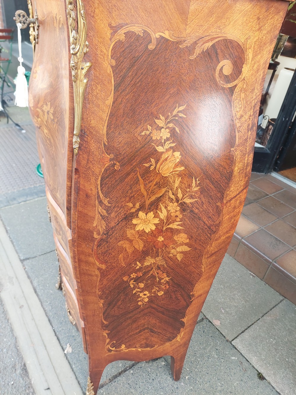 19thC French Kingwood and Marquetry Secrataire a Abattant View III