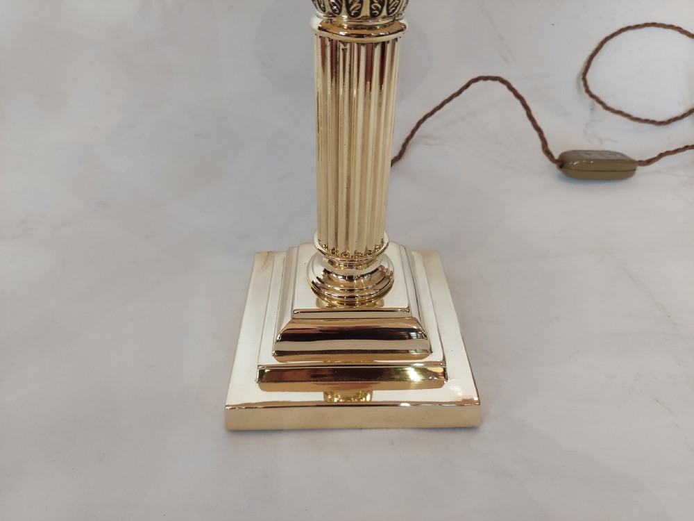 Victorian Table Oil Lamp on Brass Corinthian Column View V