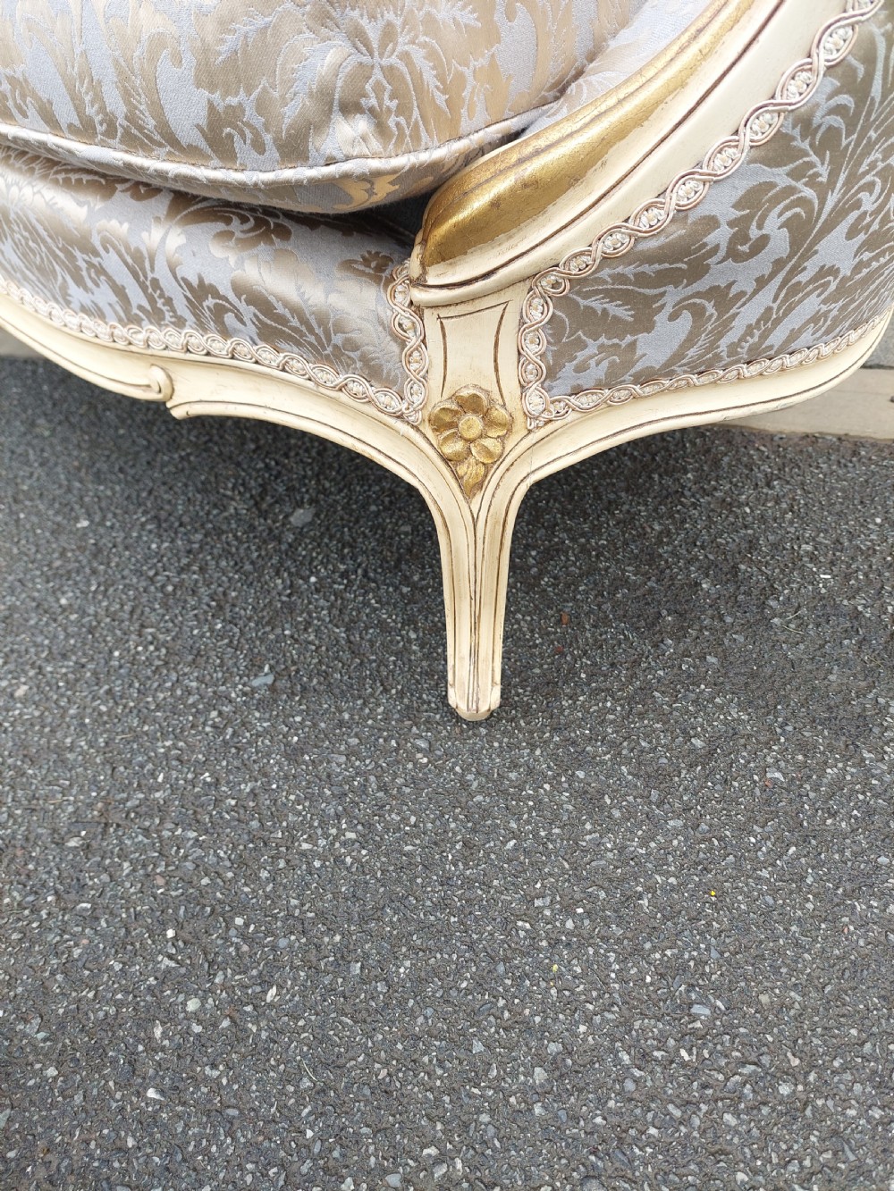 Late 19thC Continental Gilded & Painted 2-Seater Settee View IV