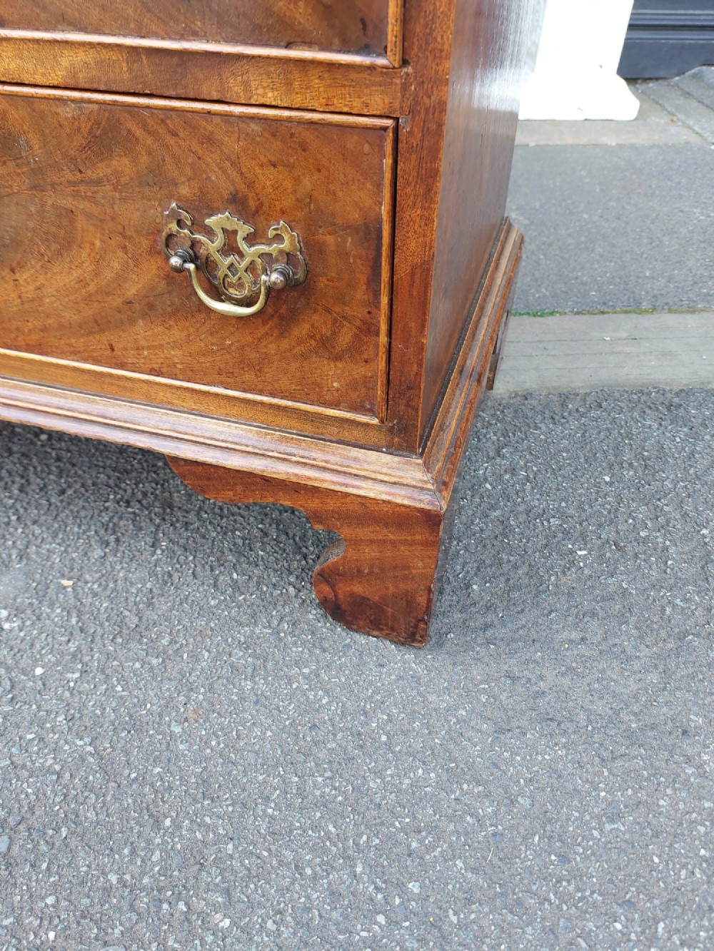 19thC Diminutive Georgian Style Mahogany Chest of Drawers View VI