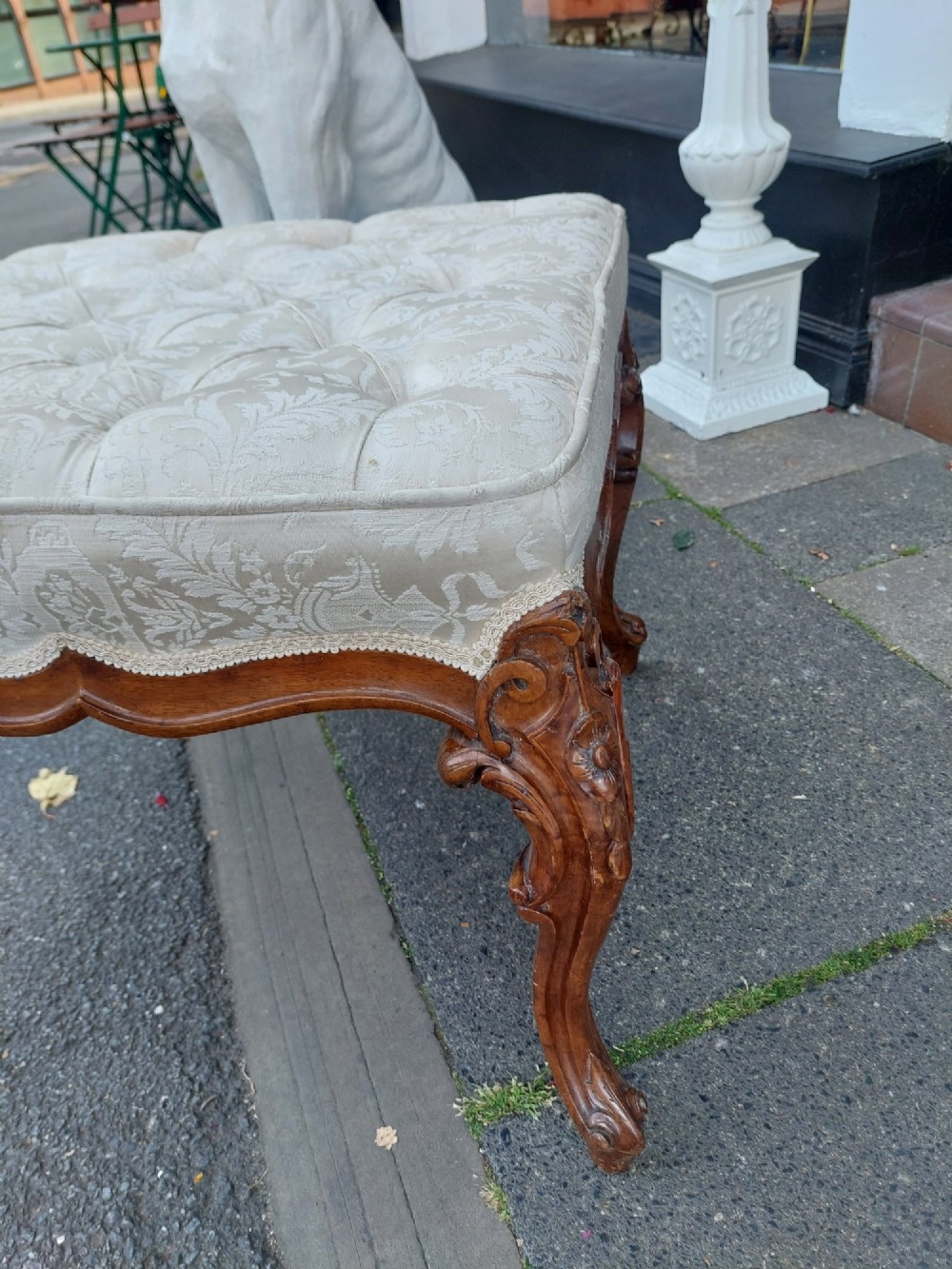 Detail View