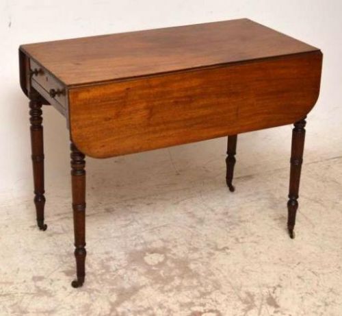 Antique Georgian Mahogany Pembroke Table