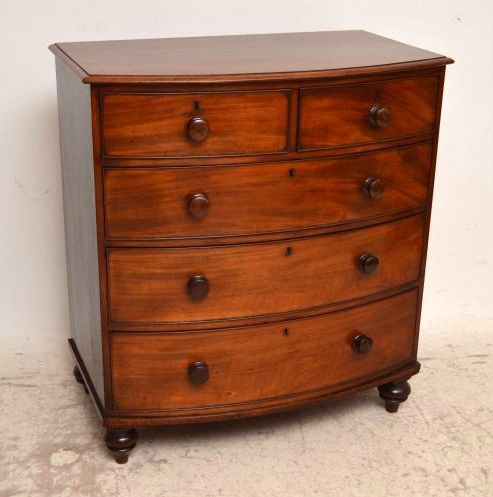 Antique Victorian Mahogany Bow Fronted Chest of Drawers