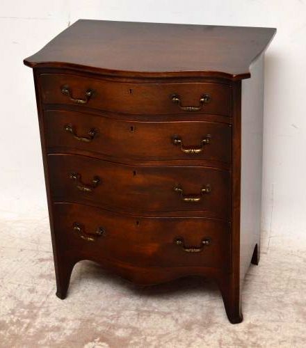 Small Antique Edwardian Mahogany Serpentine Front Chest of Drawers