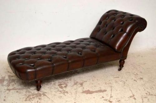 Antique Victorian Deep Buttoned Leather Day Bed
