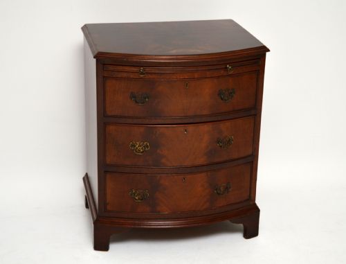 Small Antique Mahogany Bow Fronted Chest of Drawers