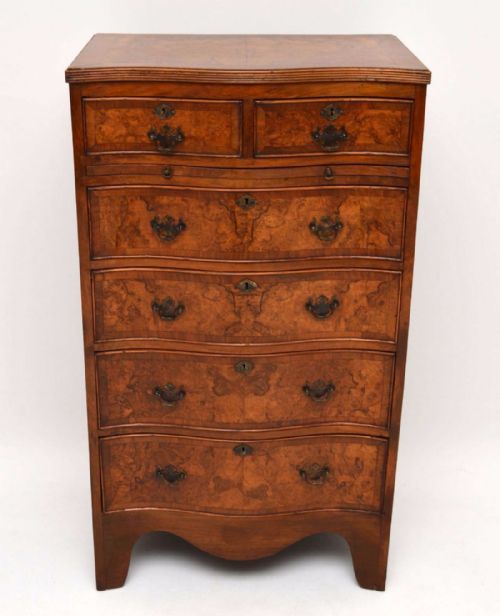 Antique Burr Walnut Serpentine Fronted Chest of Drawers