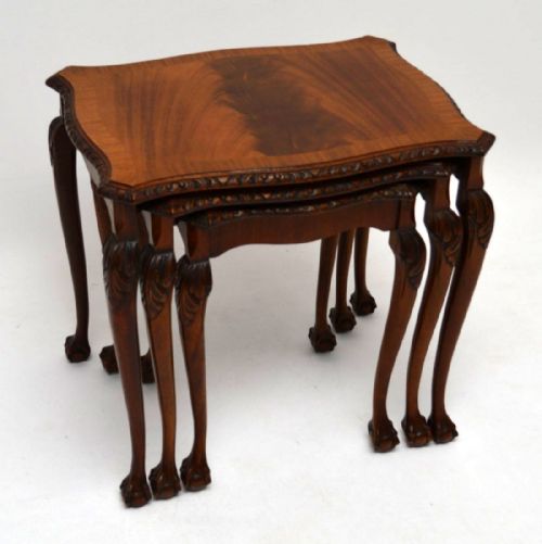 Antique Queen Anne Style Mahogany Nest of Tables
