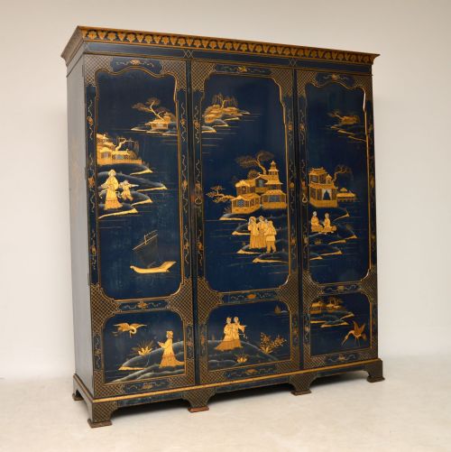 Antique Chinoiserie Lacquered 3 Door Wardrobe by Hille