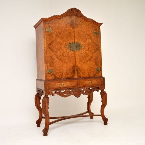 Antique Queen Anne Style Cocktail Drinks Cabinet
