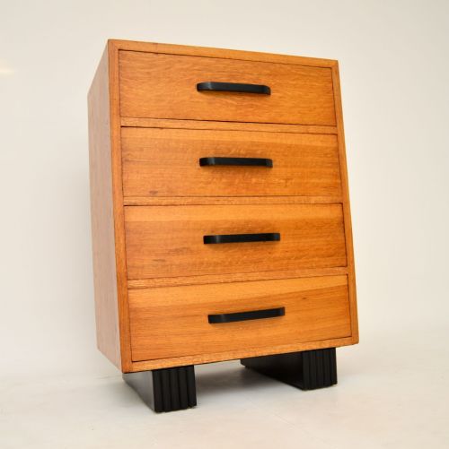 
1930'S Art Deco Chest of Drawers in Oak