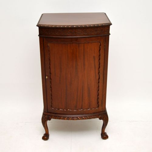 Antique Chippendale Style Mahogany Cabinet
