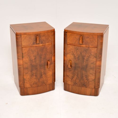 1930'S Pair of Art Deco Figured Walnut Bedside Cabinets