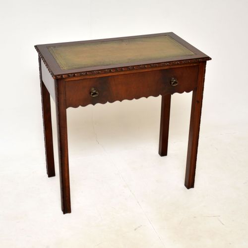 Antique Mahogany Leather Top Writing / Table
