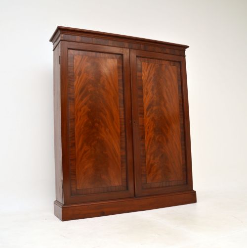 Antique Victorian Mahogany Cabinet
