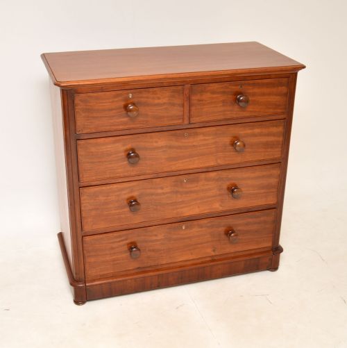 Antique Victorian Mahogany Chest of Drawers
