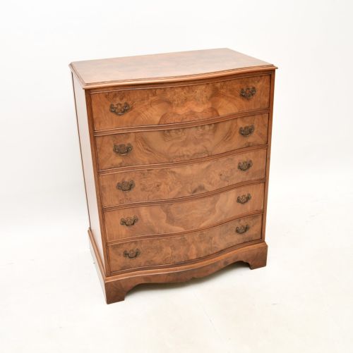 Antique Georgian Style Walnut Chest of Drawers
