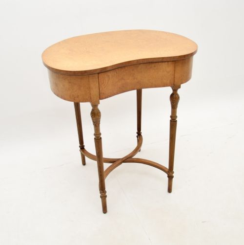 Antique Burr Elm Kidney Shape Side / Writing Table

