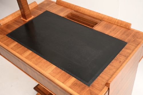ART DECO WALNUT AND SYCAMORE DESK WITH INTEGRATED LAMP - ADDITIONAL PHOTO 4
