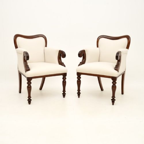 PAIR OF ANTIQUE WILLIAM IV PERIOD MAHOGANY ARMCHAIRS