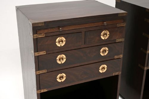 PAIR OF ANTIQUE MAHOGANY MILITARY CAMPAIGN BEDSIDE CABINETS SIDE TABLES - ADDITIONAL PHOTO 4