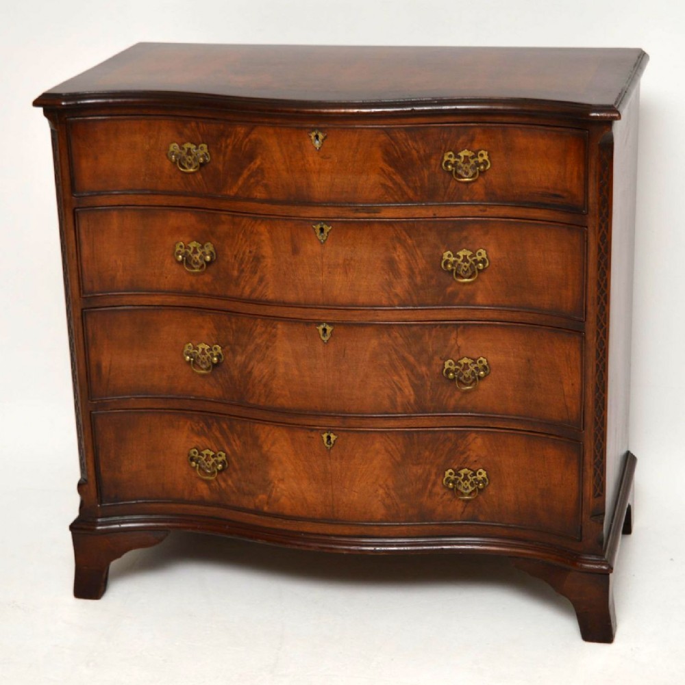 Antique Mahogany Serpentine Chest of Drawers