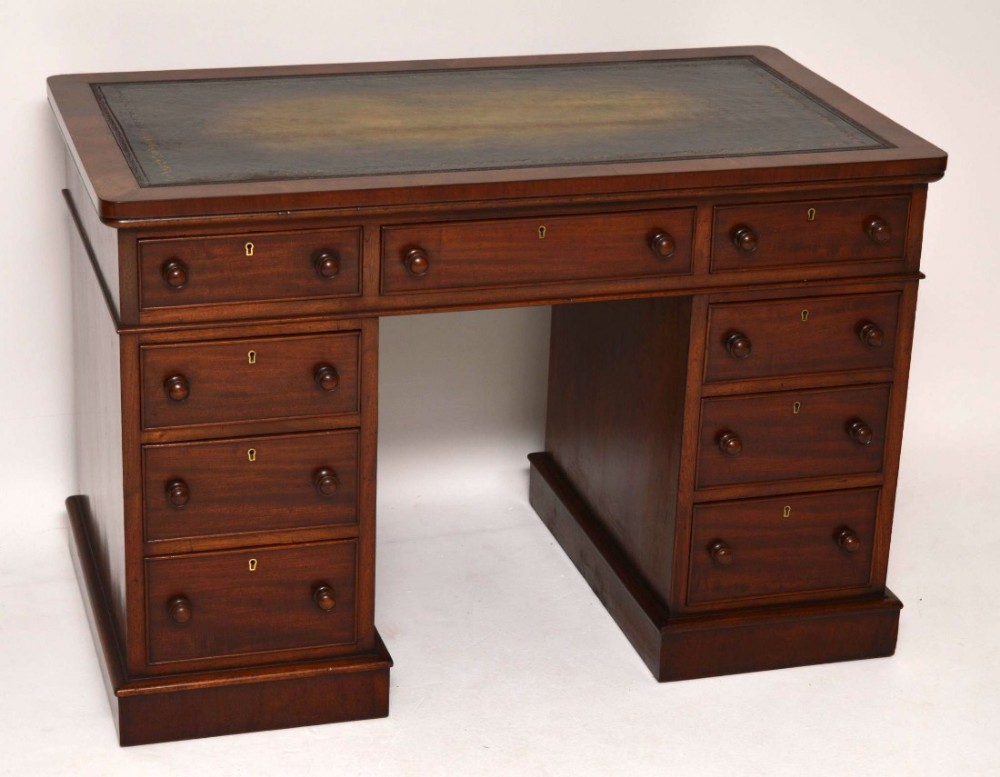 Antique Victorian Mahogany Pedestal Desk