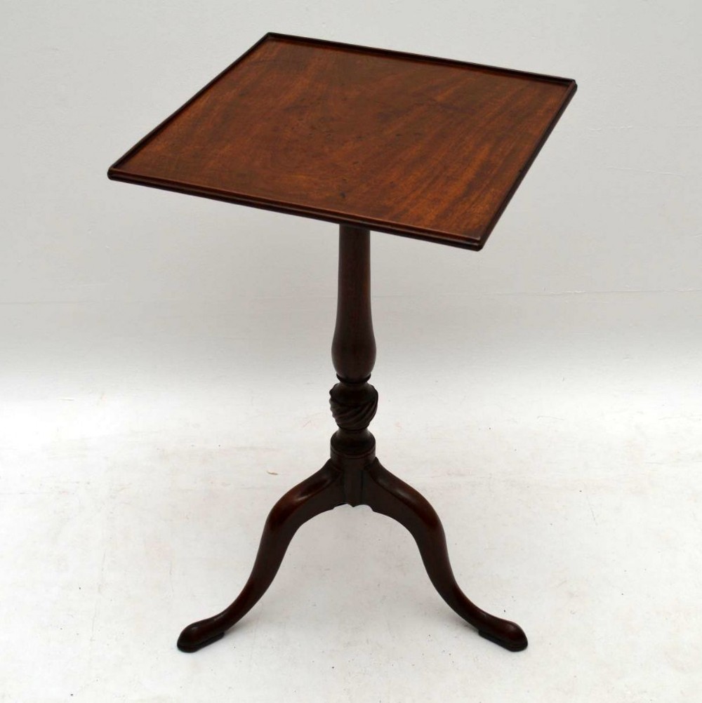  Antique Georgian Mahogany Tripod Table
