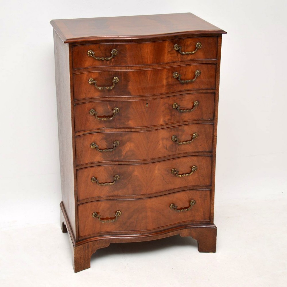  Antique Mahogany Serpentine Chest of Drawers