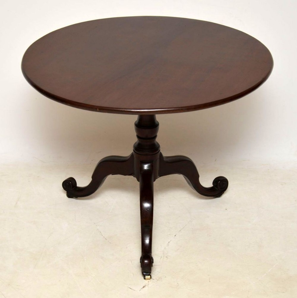Antique George III Mahogany Tripod Table