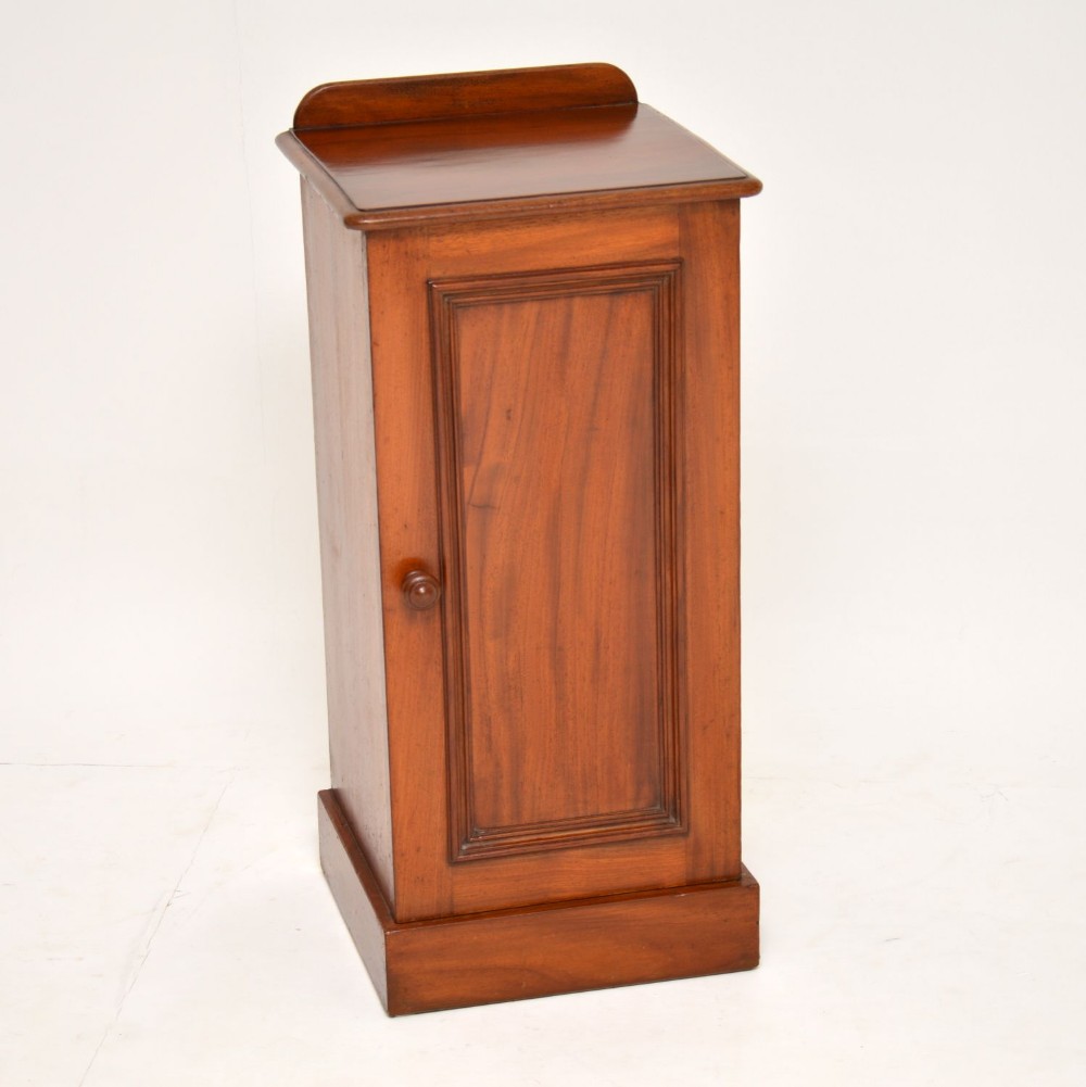 Antique Victorian Mahogany Bedside Cabinet