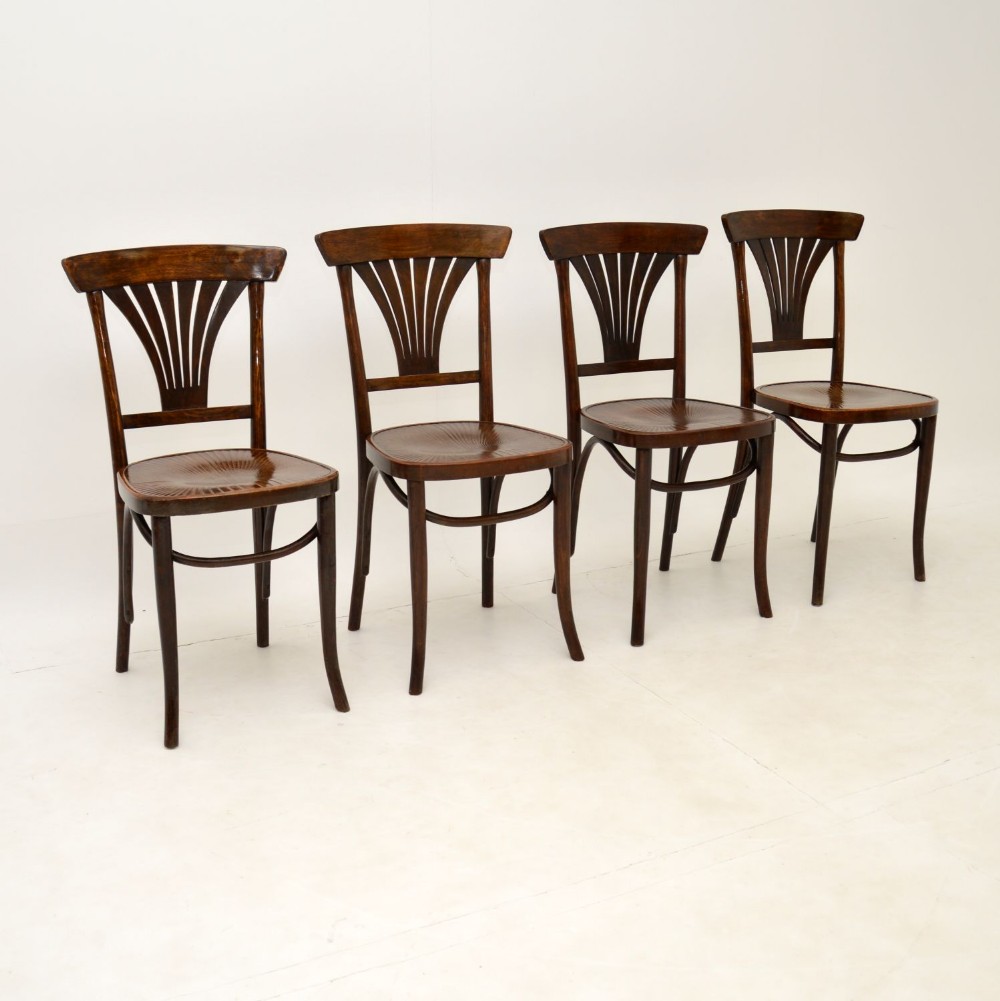 Set of 4 Antique Bentwood Cafe Dining Chairs

