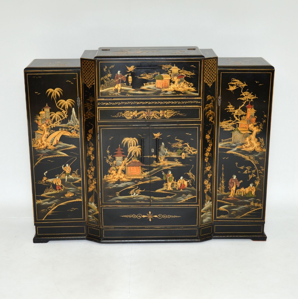 Art Deco Lacquered Chinoiserie Drinks Cabinet / Sideboard
