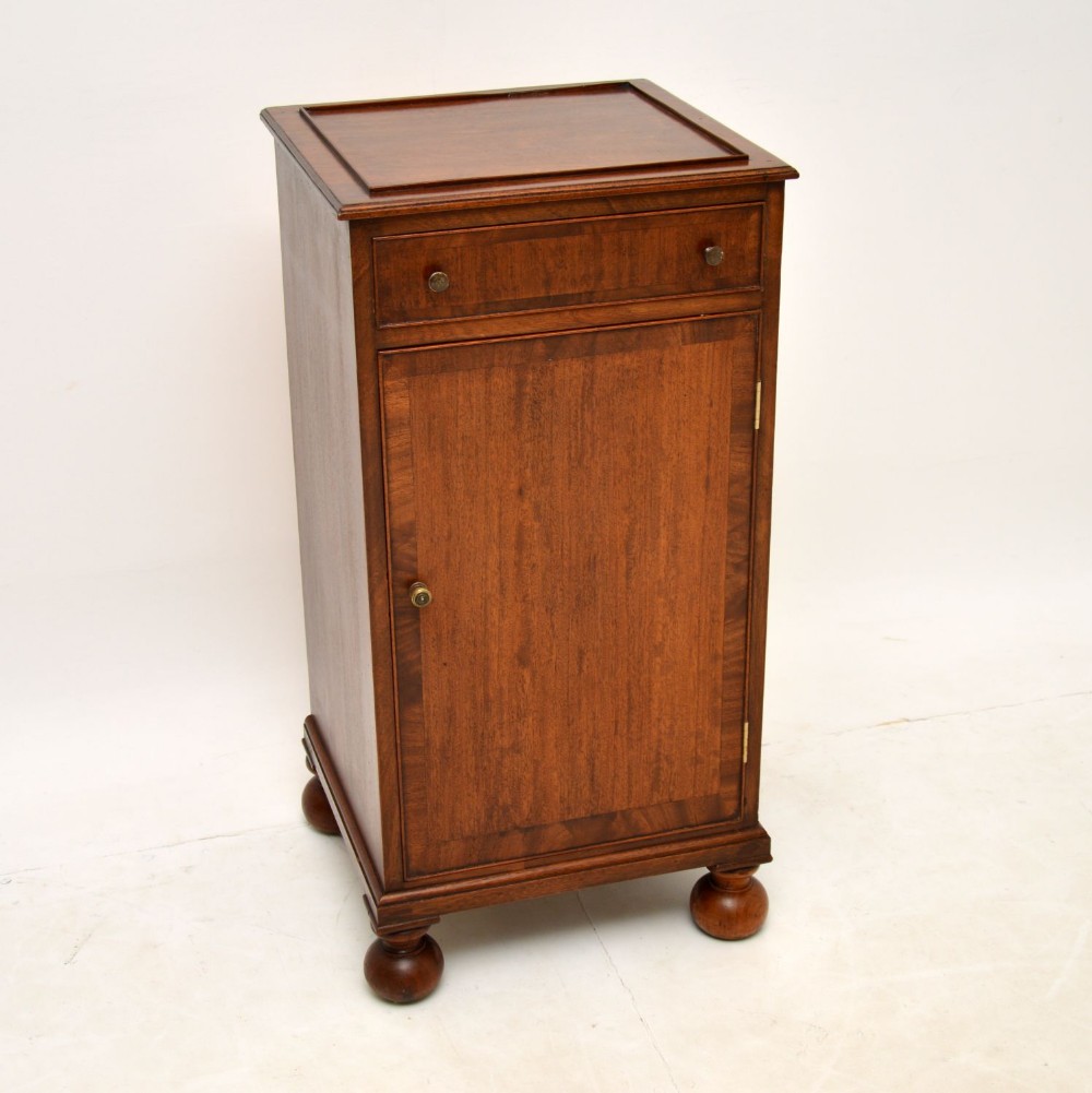 Antique Victorian Mahogany Cabinet