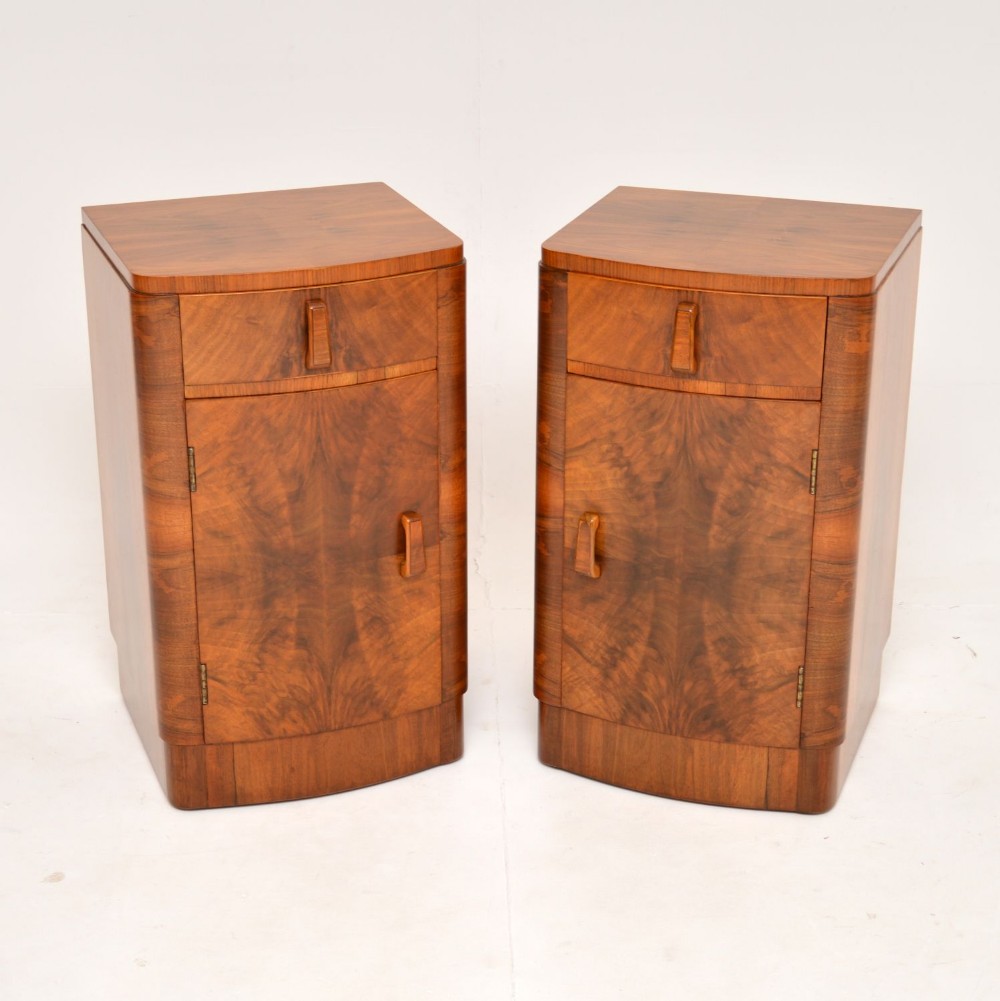 1930's Pair of Art Deco Figured Walnut Bedside Cabinets
