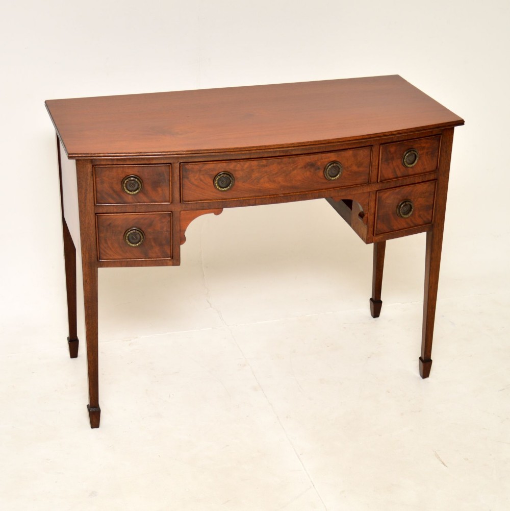 Antique Georgian Style Mahogany Low Boy Side Table