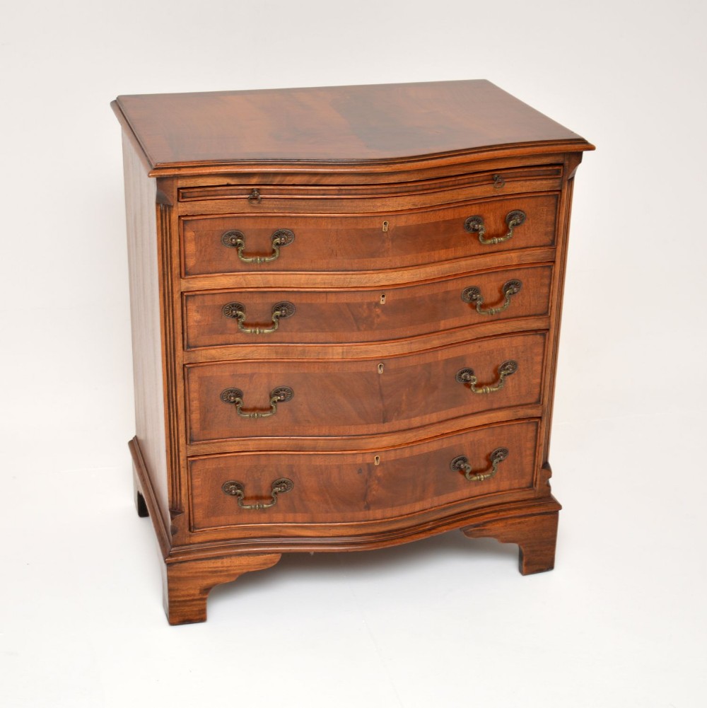 Antique Georgian Style Mahogany Chest of Drawers