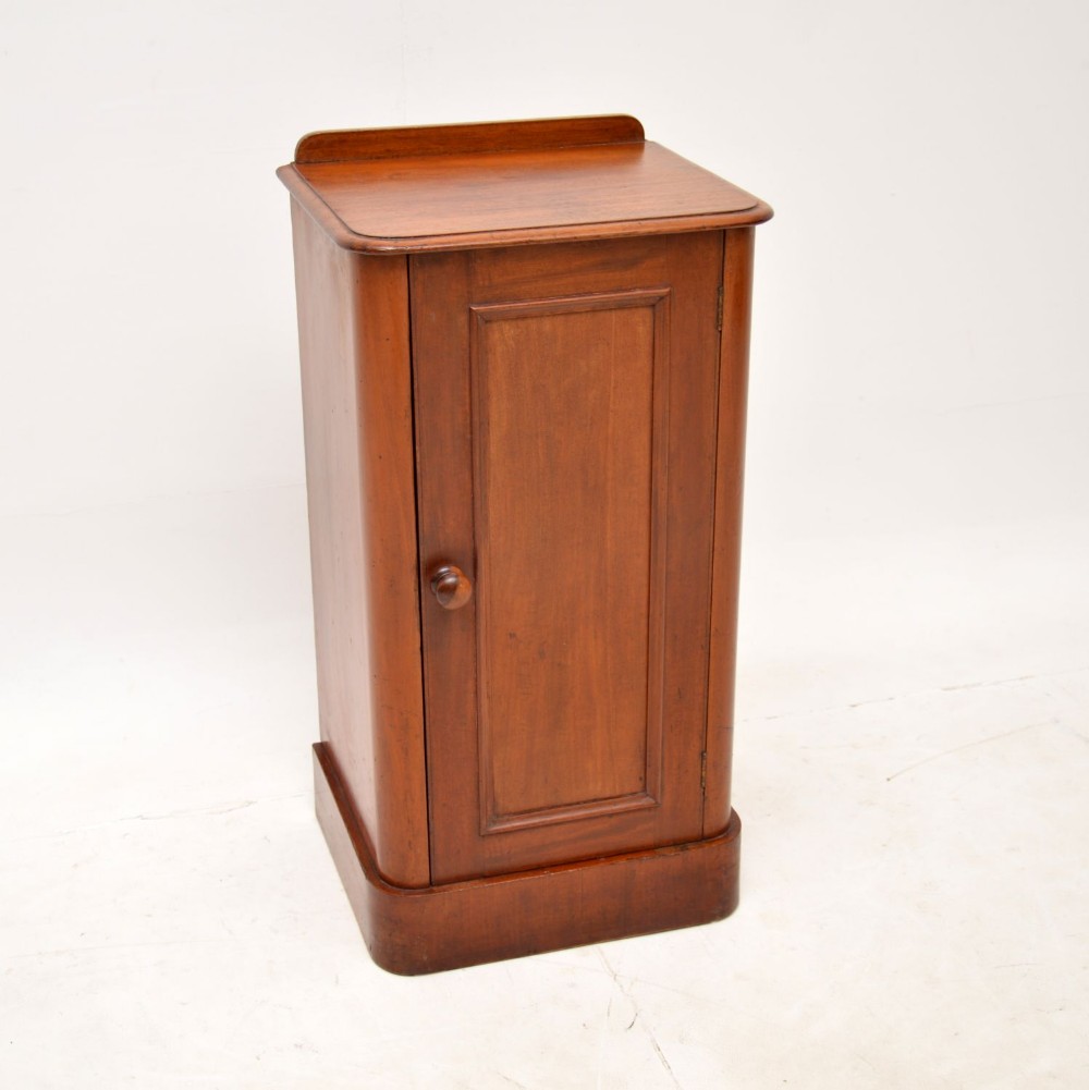 Antique Victorian Mahogany Bedside Cabinet
